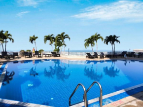 Markland Condominium Beach front Pattaya